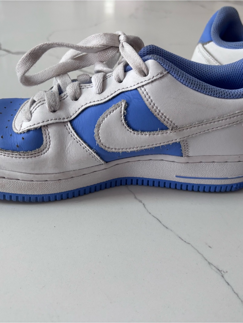 Nike Air Force 1 Low GS White Royal Pulse Sneakers Size 5Y (Women's 6.5)